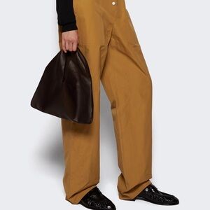 THE ROW SMALL BINDLE BAG CHOCOLATE BROWN